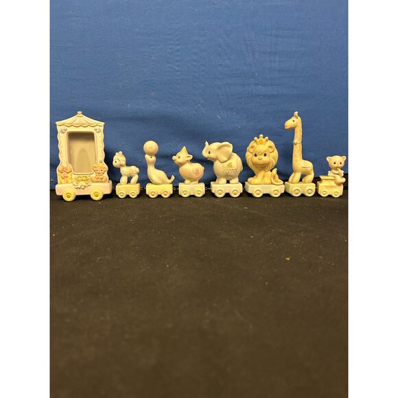 Precious Moments Birthday Train Frame Figurines Set Of 8 Ceramic Animals - Picture 1 of 5